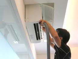 Aircon filter cleaning Service In Summer
